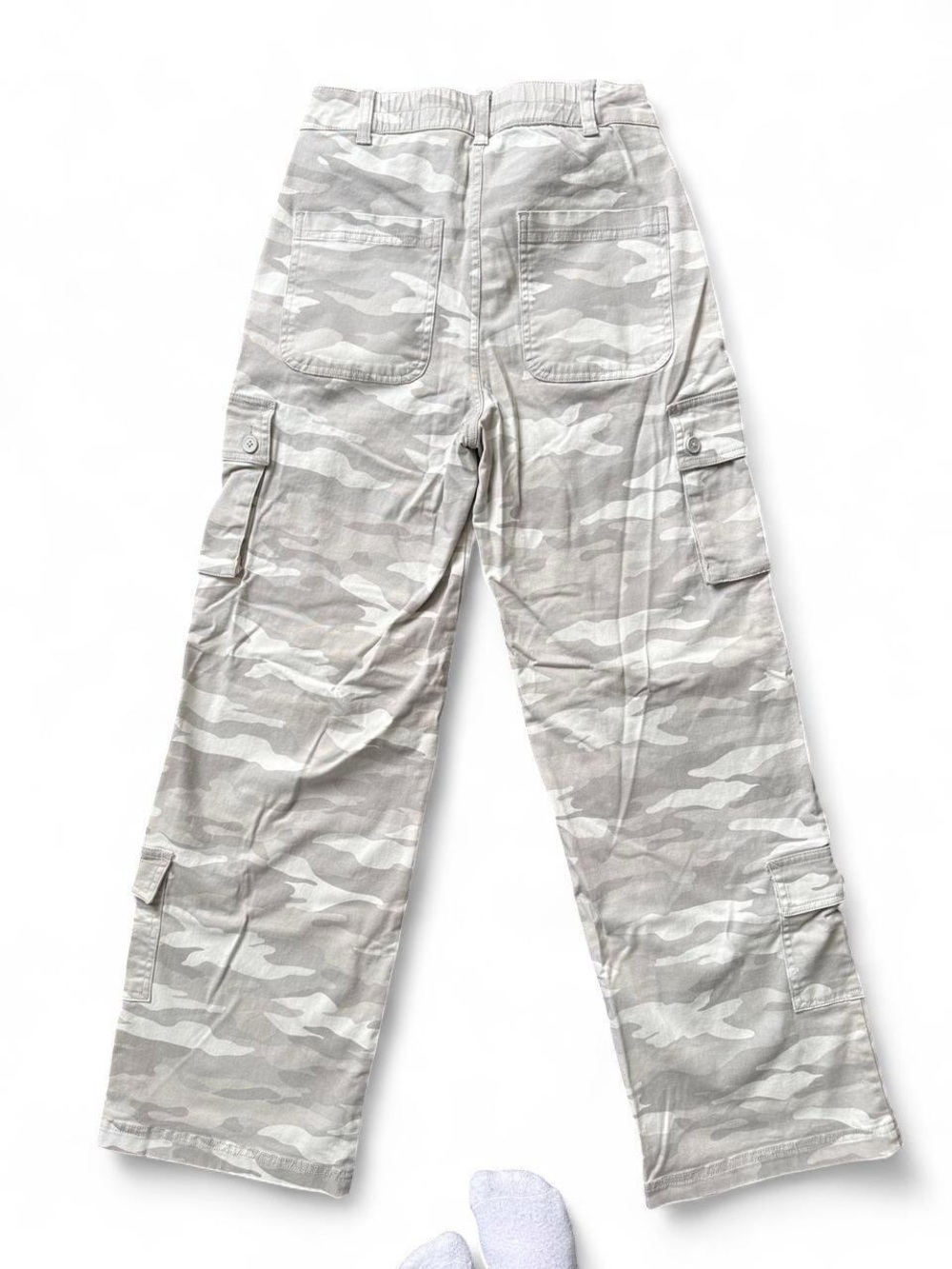 Wild Fable Camo Cargo Pants Women’s XS Gray Utility Straight Leg - Picture 4 of 5